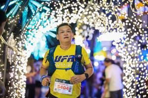 BIB: 5404, 
                            <button type="button" onclick="openModal(24874933)" class="btn btn-primary btn-sm float-right btn-popup" data-toggle="modal" data-target=".modal-high-quality">
                        <i class="fas fa-shopping-cart"></i> Add to Cart
                    </button>
                                            <button type="button" onclick="isThisMe(24874933, true)" class="btn btn-success btn-sm float-right btn-popup btn-isme hidden" data-toggle="tooltip" data-placement="bottom" title="นี่คือรูปของคุณใช่ไหม คลิกที่นี่เพื่อเอาเข้าอัลบั้ม">
                        <i class="fas fa-plus"></i> Add to album
                    </button>
                    <button type="button" onclick="isThisMe(24874933, false)" class="btn btn-warning btn-sm float-right btn-popup btn-isnotme hidden">
                        <i class="fas fa-ban"></i> Remove from album
                    </button>